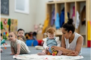 Une étude nationale sur « le sens des métiers » dans la petite enfance