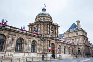 Violences intrafamiliales : le Sénat vote l’extension de l'ordonnance de protection aux enfants