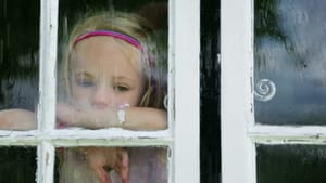 Féminicides en Seine-Saint-Denis : le sort des enfants co-victimes