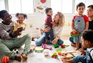 L'état d'avancement de la mise en œuvre du service public de la petite enfance