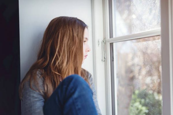 Une étude analyse la relation entre la maltraitance infantile et le vieillissement biologique