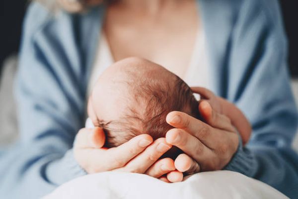 "Une baisse historique" de la natalité en France